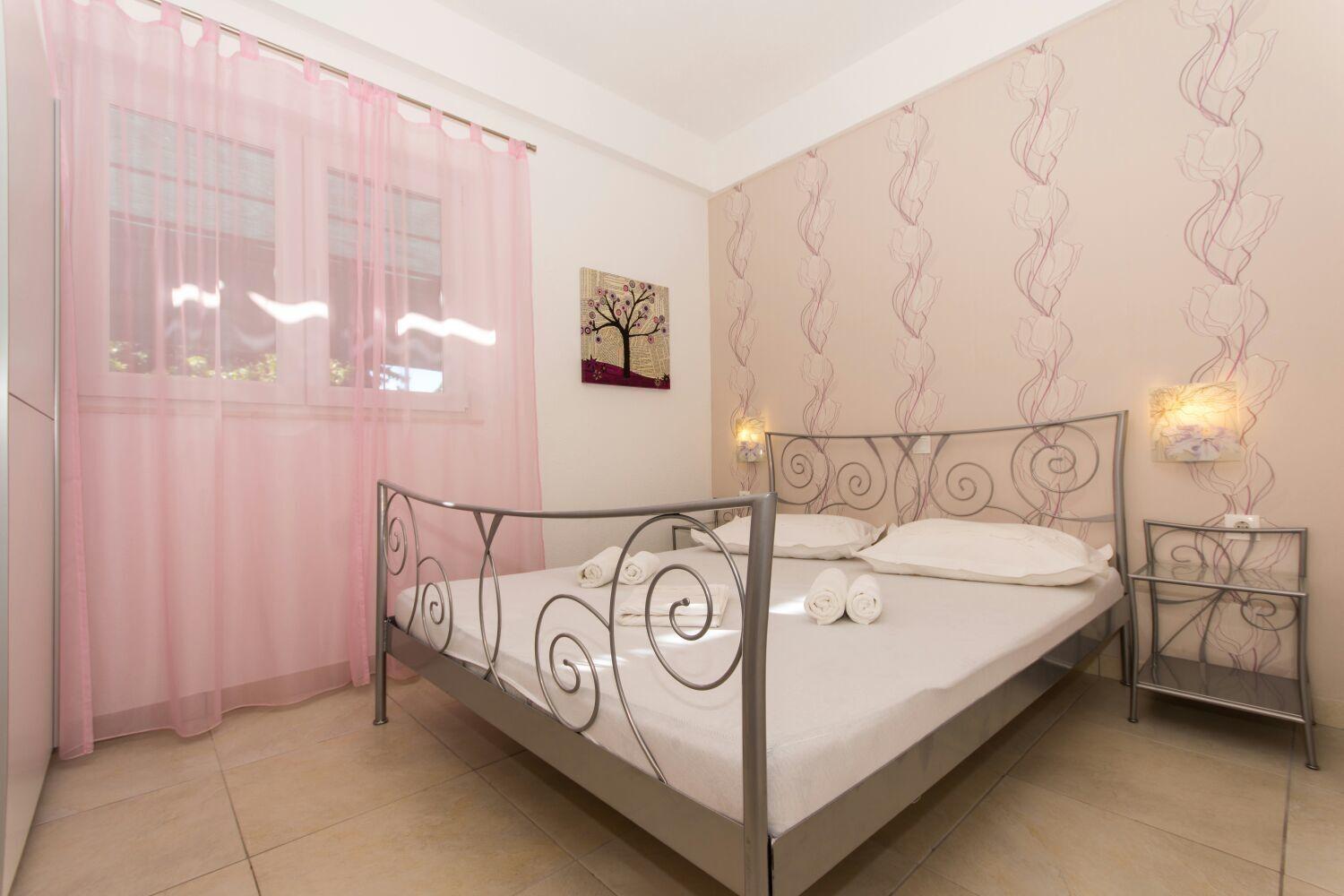 Apartment Bareta Trogir Bagian luar foto