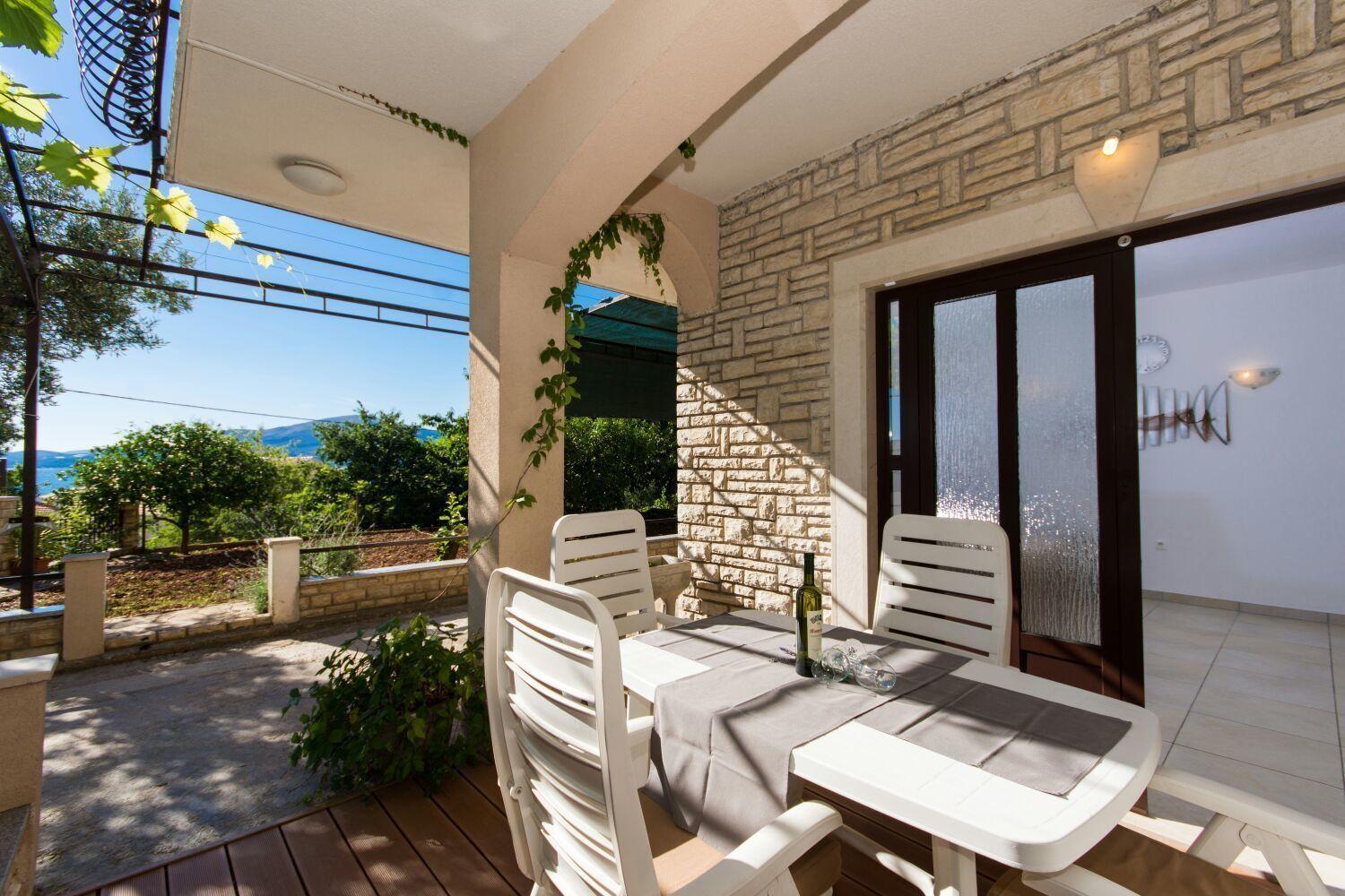 Apartment Bareta Trogir Bagian luar foto