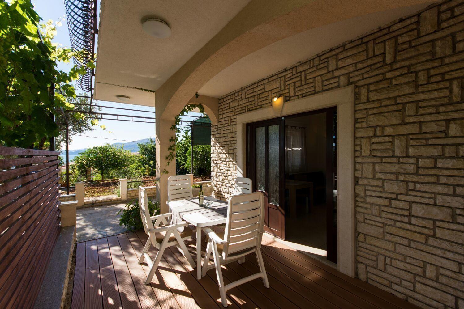 Apartment Bareta Trogir Bagian luar foto